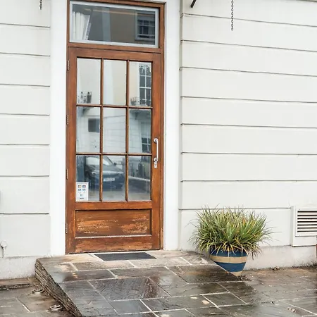 Beautiful 1 Bedroom In Clifton, * Bristol